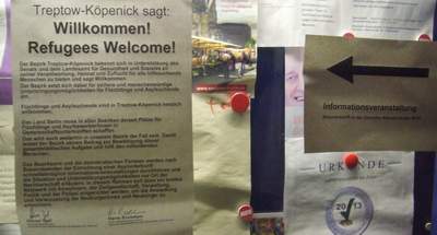 Refugees welcome Refugees welcome